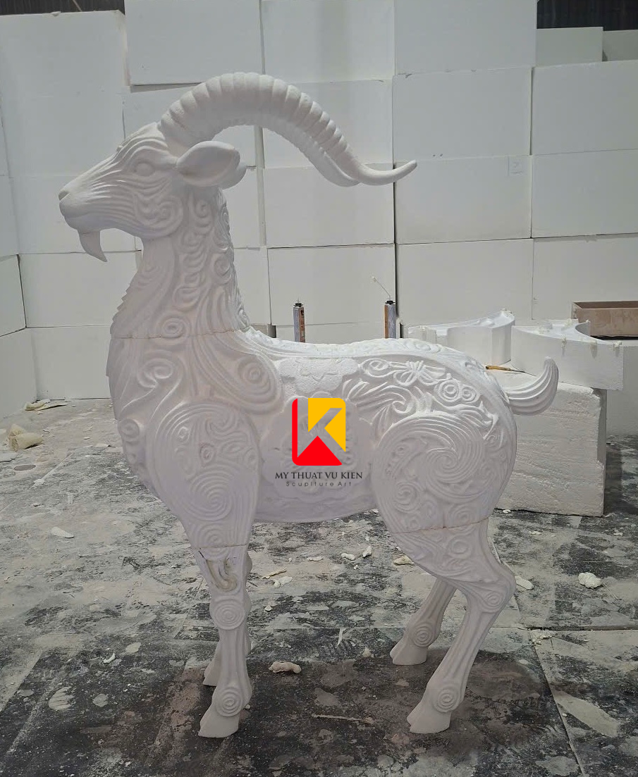 mô hình linh vật dê